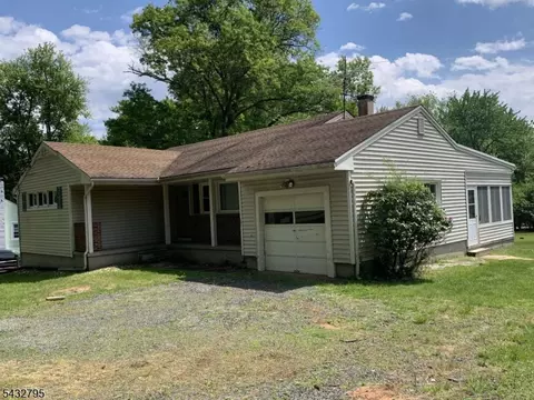 617 Foothill Rd, Bridgewater, NJ 08807