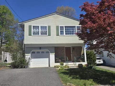 18 Grove St, Boonton, NJ 07005