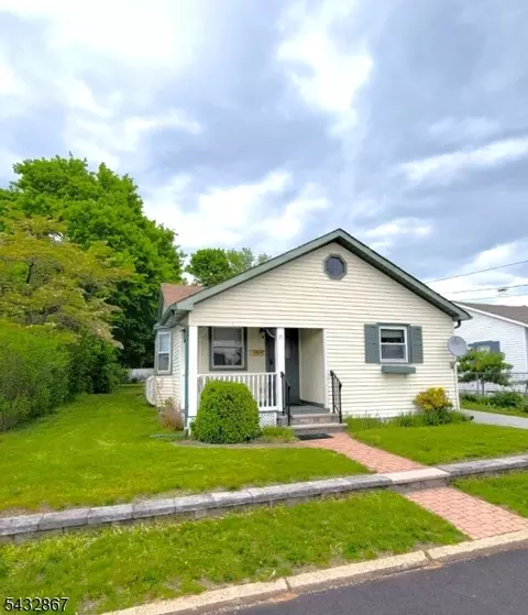 35 Butler St, Franklin, NJ 07416