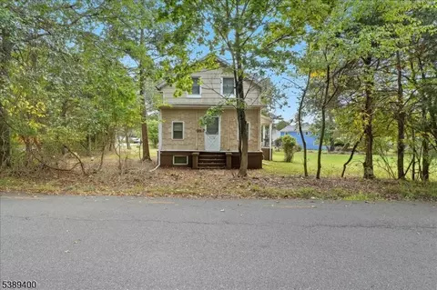 225 Irvington Ave, Somerset, NJ 08873