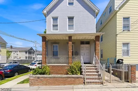 47 Rankin St, Elizabeth City, NJ 07206
