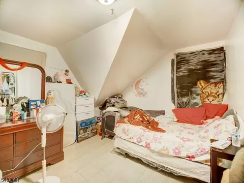 426 E 18th St, Paterson, NJ 07524 photo 15