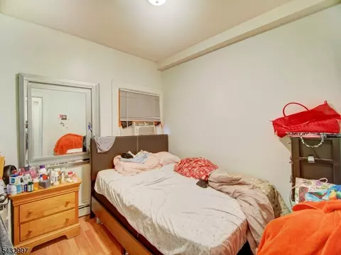 426 E 18th St, Paterson, NJ 07524 photo 12