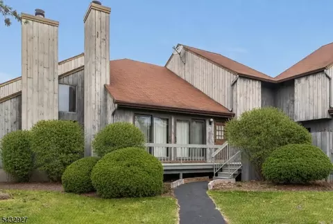 251 1a Gemini Dr, Hillsborough Twp, NJ 08844