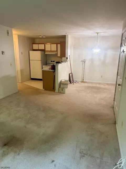 4909 Tudor Dr #4909, Pompton Plains, NJ 07444