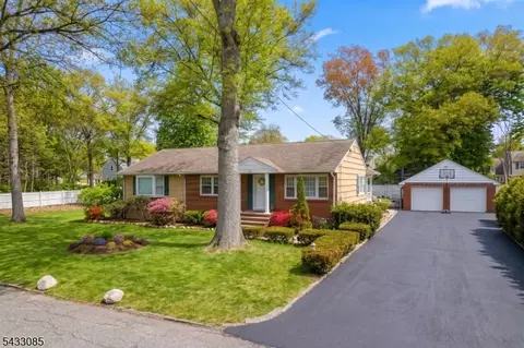 74 Armstrong Ave, Wayne, NJ 07470 photo 2