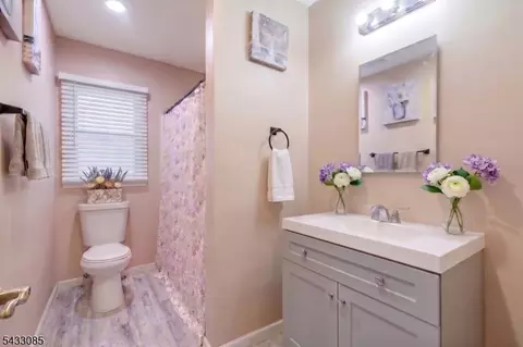 74 Armstrong Ave, Wayne, NJ 07470 photo 11