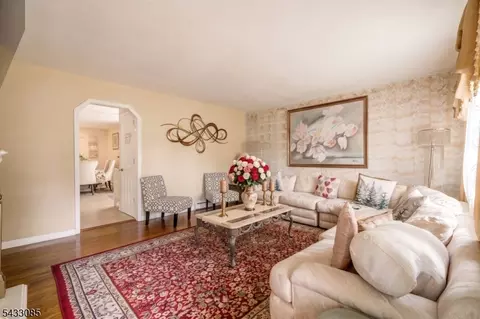 74 Armstrong Ave, Wayne, NJ 07470 photo 4