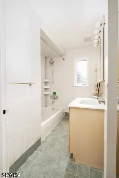 Other - 441 Blanchard Ter, Hackensack, NJ 07601 photo 2 of 6
