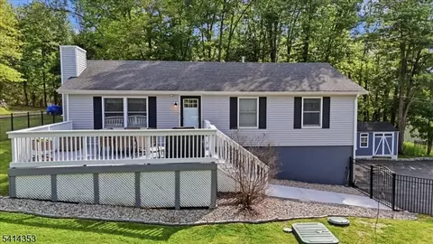 66 Ridgeway Ave, Blairstown, NJ 07825