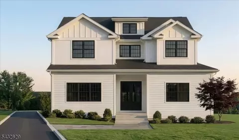 29 Sycamore Ave, Livingston, NJ 07039