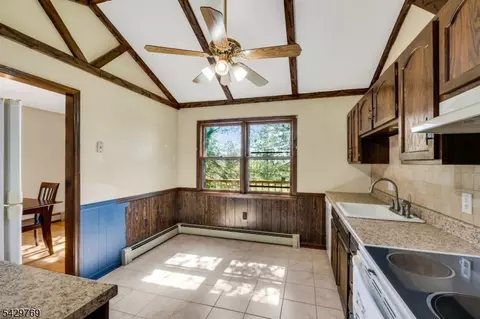 6 Struble Pl, Wantage, NJ 07461 photo 9