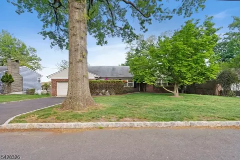 26 Devon Dr, West Orange, NJ 07052