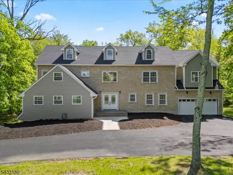 28 King George Rd, Warren, NJ 07059