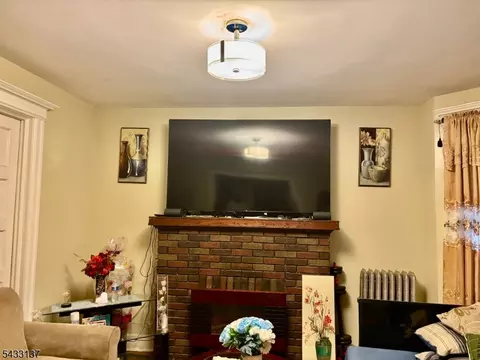 130 Shepard Ave, East Orange, NJ 07018