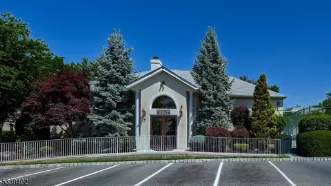 502 Brittany Dr #02, Wayne, NJ 07470 photo 29