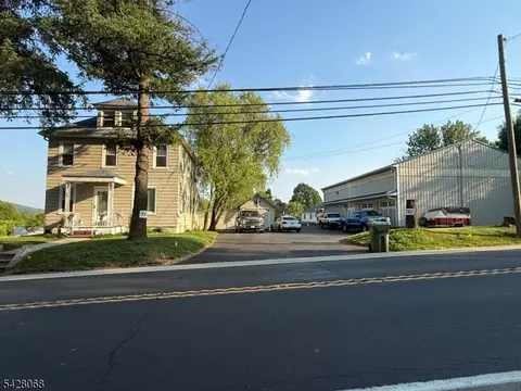732 State Route 57, Stewartsville, NJ 08886