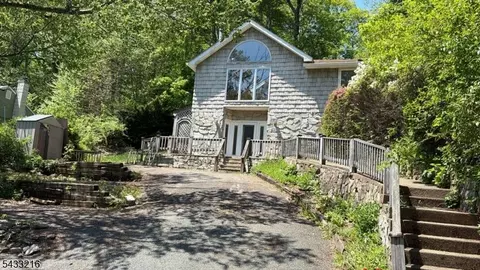 7 Tecumseh Rdg, Wharton, NJ 07885