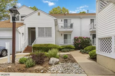 34 Alexandria Way, Basking Ridge, NJ 07920
