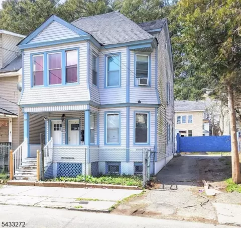 129 22nd St, Irvington, NJ 07111