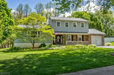 50 Buckley Hill Dr, Phillipsburg, NJ 08865