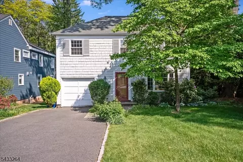 687 Grove St, Montclair, NJ 07043