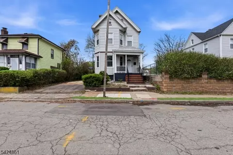 11 Dodd Ter, East Orange, NJ 07017