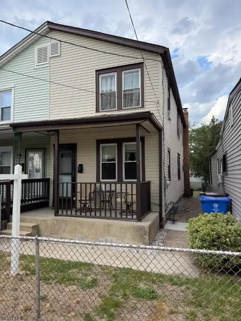 219 Taylor St, Riverside, NJ 08075