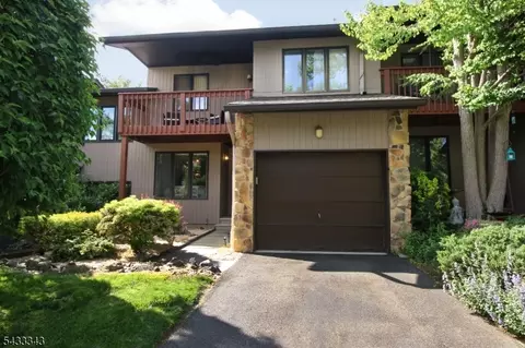 7 Dogwood Ct #7, Woodland Park, NJ 07424