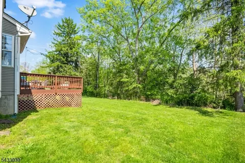 48 Saxton Dr, Hackettstown, NJ 07840 photo 21