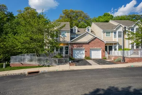 22 Dylan Dr #22, Sparta, NJ 07871