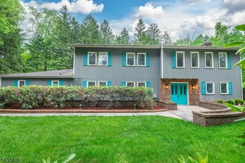 181 Center Grove Rd, Randolph, NJ 07869