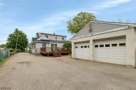 17 Butler Pl, Haskell, NJ 07420 photo 6