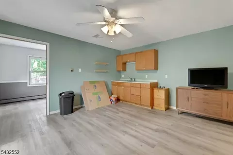 17 Butler Pl, Haskell, NJ 07420 photo 26