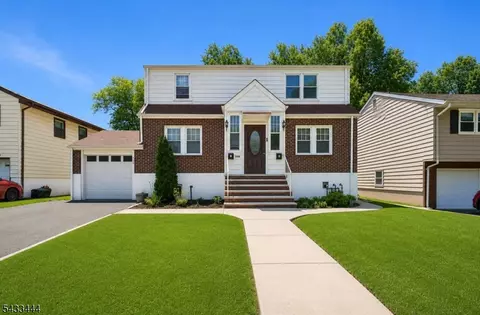2198 Halsey St, Union, NJ 07083
