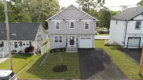 58 Navajo Ave, Lake Hiawatha, NJ 07034