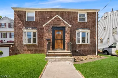 38 Webster St, Irvington, NJ 07111