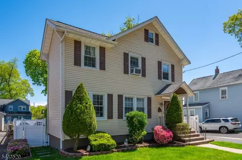690 Garden St, Maywood, NJ 07607