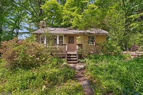 76 Brooksyde Ave, Ringwood, NJ 07456