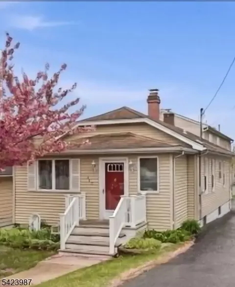 115 Coeyman Ave, Nutley, NJ 07110