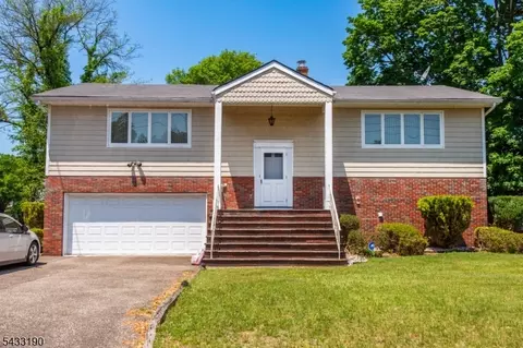 8 Carlos Dr, Fairfield, NJ 07004