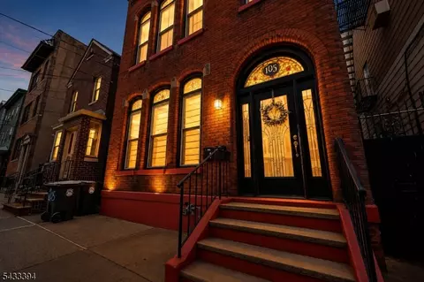 105 Jefferson St, Newark, NJ 07105