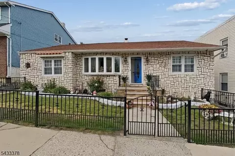 249 Bergen Ave, Kearny, NJ 07032