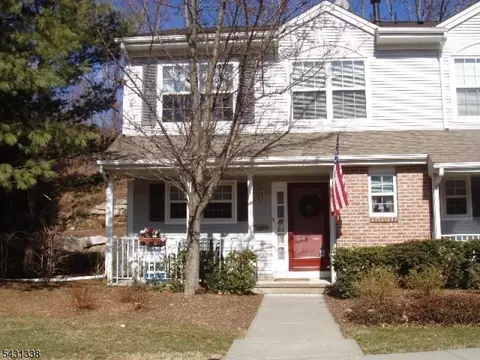 12 Brookside Ln, Mount Arlington, NJ 07856