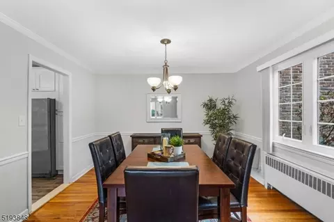 Dining - 31 Troy Dr # B, Springfield, NJ 07081 photo 2 of 3