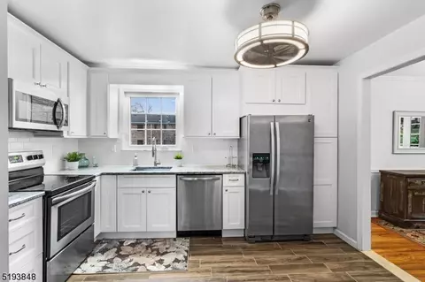 Kitchen - 31 Troy Dr # B, Springfield, NJ 07081 photo 1 of 2