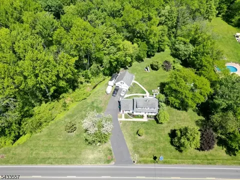 31 Bordentown Chesterfield, Crosswicks, NJ 08515