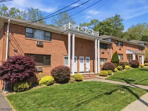 7 Colonial Dr #7L, Little Falls Twp, NJ 07424