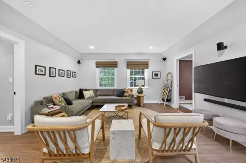 Living - 18 Pine Ridge Dr, Summit, NJ 07901 photo 4 of 4