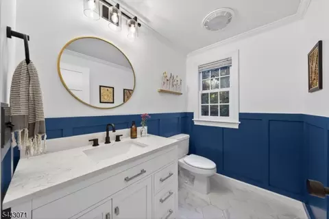 Bath - 18 Pine Ridge Dr, Summit, NJ 07901 photo 1 of 4